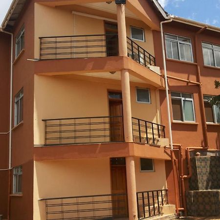 Westcliff Hotel Lira Buitenkant foto